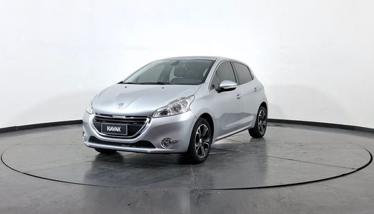 Peugeot • 208