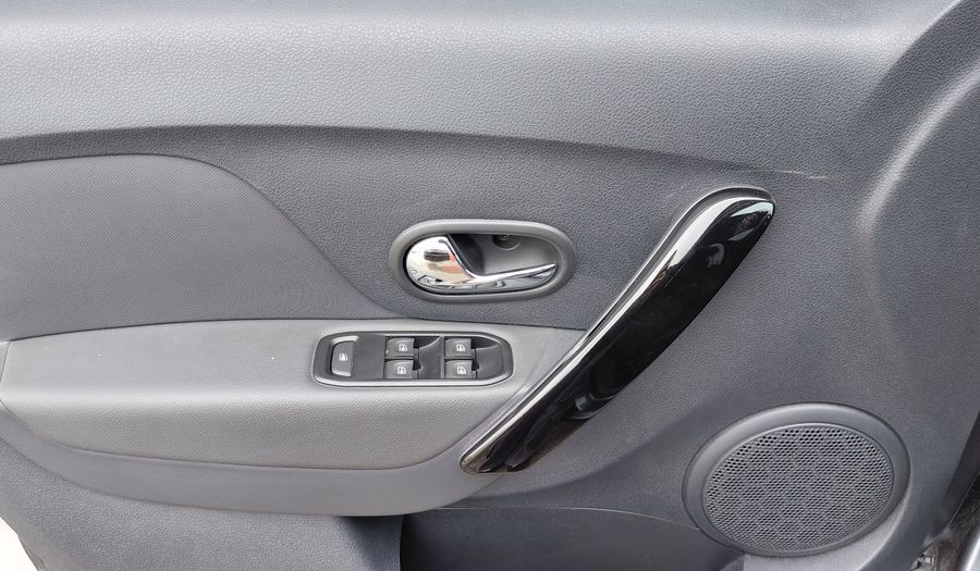 Renault Sandero 1.6 INTENS Hatchback 2024