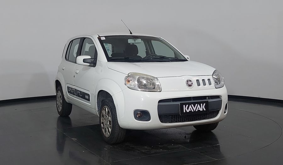 Fiat Uno 1.0 8V FLEX VIVACE Hatchback 2013