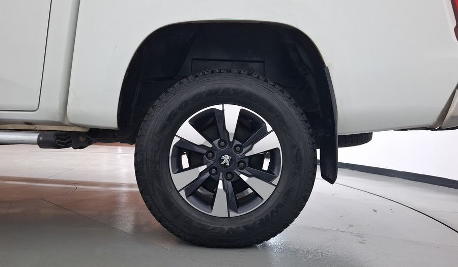 Peugeot Landtrek 2.4 ALLURE AUTO Pickup 2022
