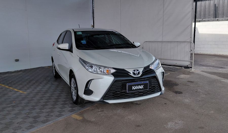 Toyota Yaris 1.5 XS CVT Hatchback 2026