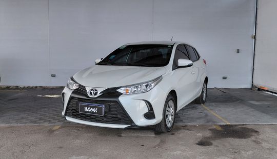Toyota • Yaris