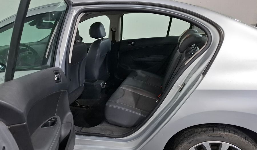Peugeot 408 1.6 THP ALLURE+ Sedan 2018