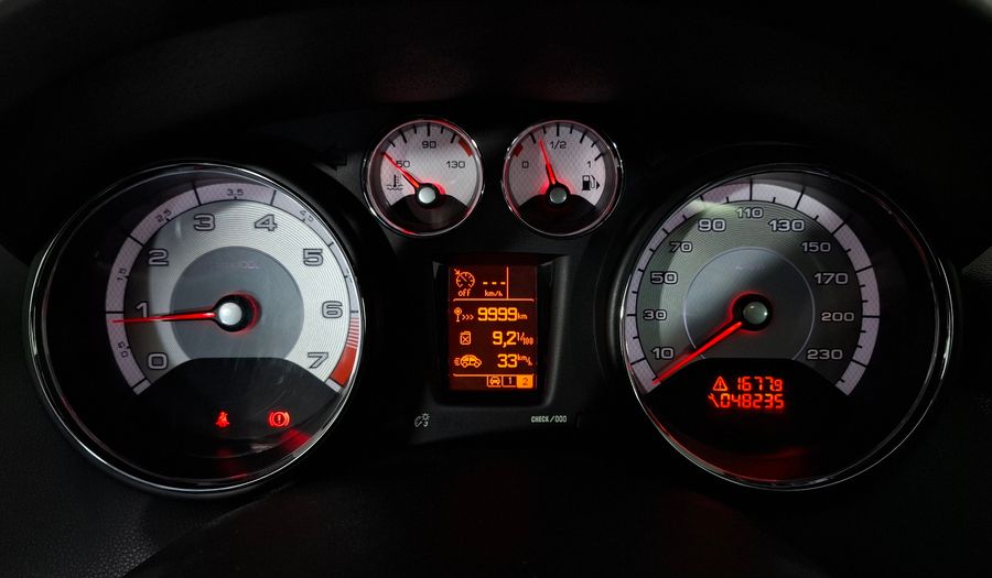 Peugeot 408 1.6 THP ALLURE+ Sedan 2018