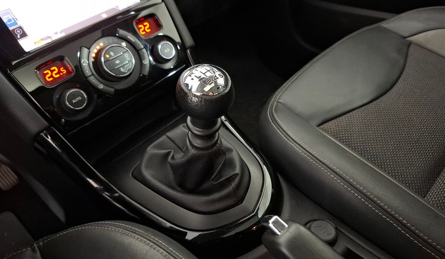 Peugeot 408 1.6 THP ALLURE+ Sedan 2018