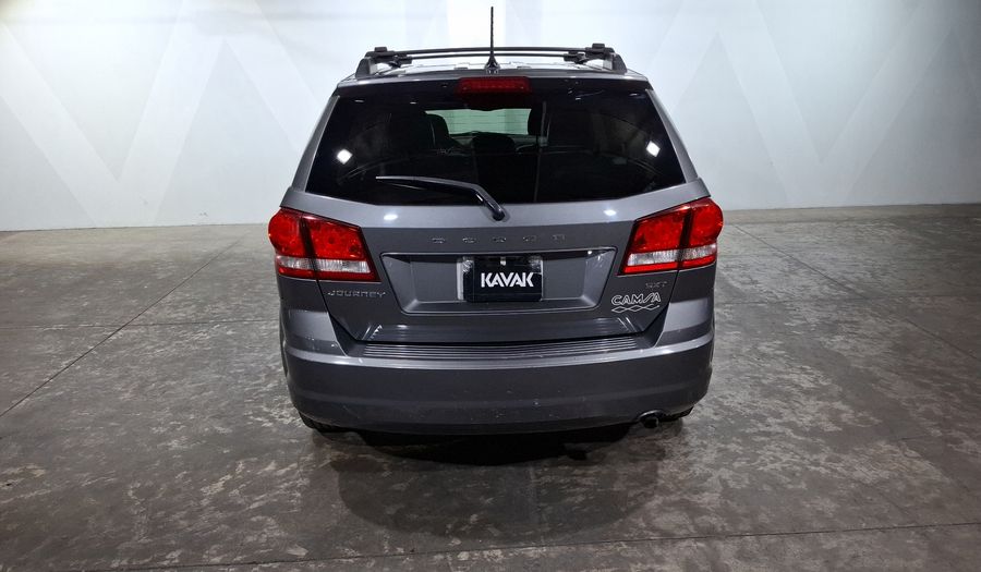 Dodge Journey 2.4 SXT+ 5 PASAJEROS Suv 2013
