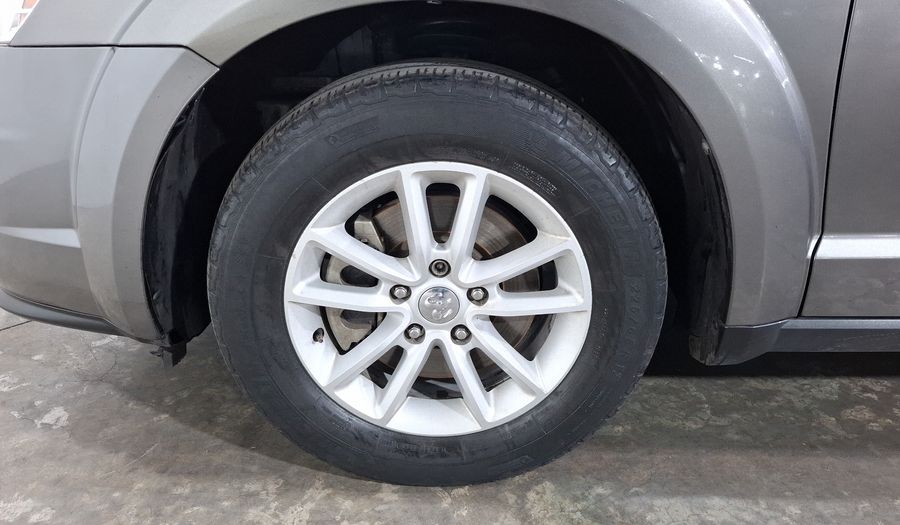Dodge Journey 2.4 SXT+ 5 PASAJEROS Suv 2013