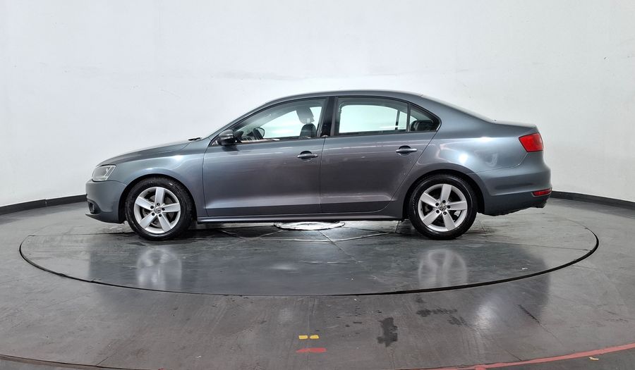 Volkswagen Vento 2.5 LUXURY TIPTRONIC Sedan 2013