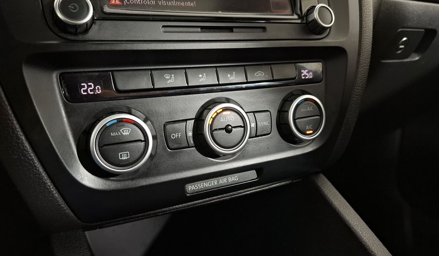 Volkswagen Vento 2.5 LUXURY TIPTRONIC Sedan 2013