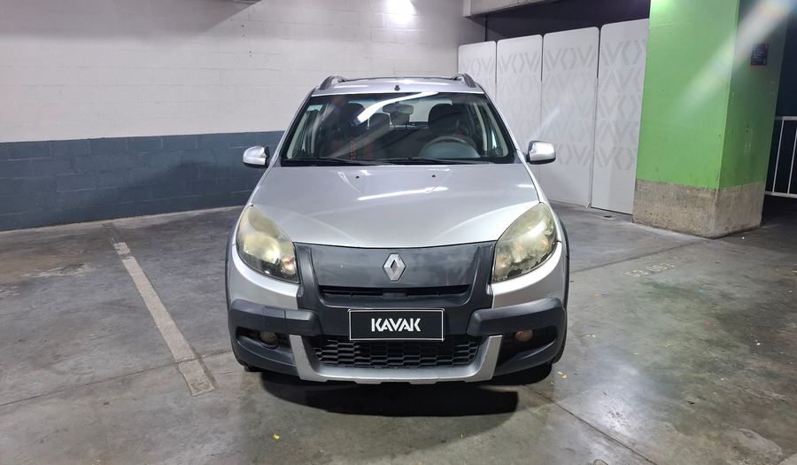 Renault Sandero Stepway 1.6 STEPWAY PRIVILEGE NAV Hatchback 2013