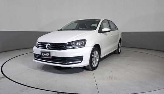 Volkswagen • Vento