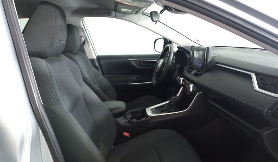 Toyota Rav4 2.5 LE AUTO Suv 2021
