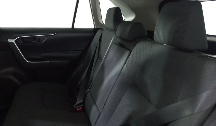 Toyota Rav4 2.5 LE AUTO Suv 2021