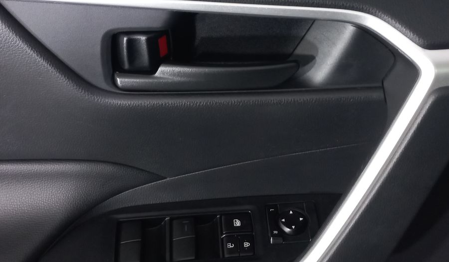 Toyota Rav4 2.5 LE AUTO Suv 2021