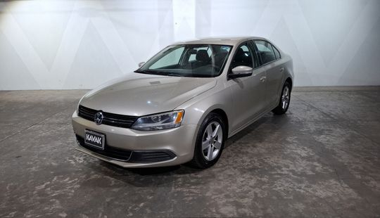 Volkswagen • Jetta