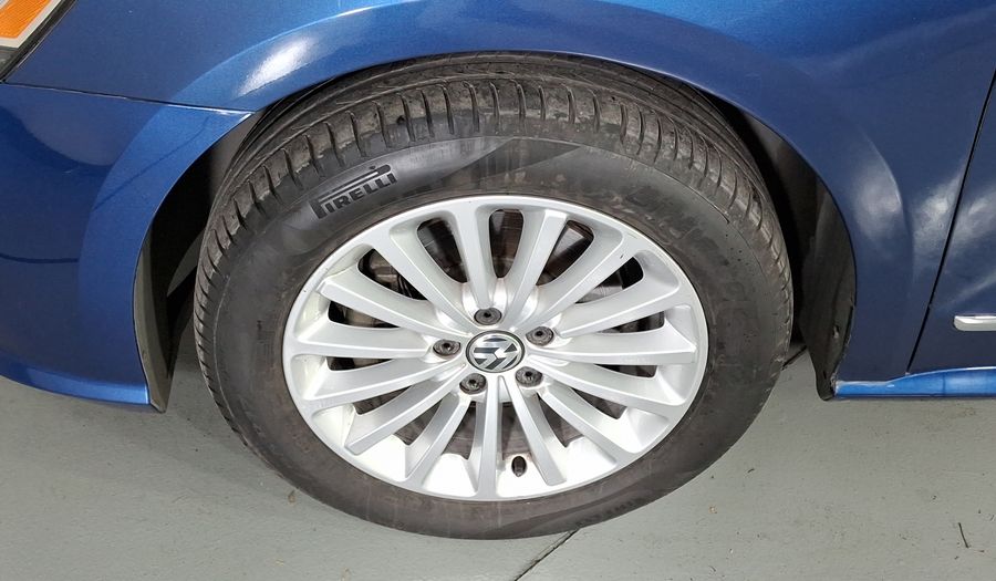 Volkswagen Passat 2.5 SPORTLINE Sedan 2016