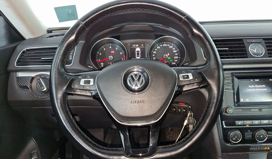 Volkswagen Passat 2.5 SPORTLINE Sedan 2016