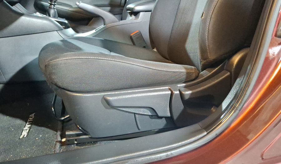 Nissan Sentra 2.0 ADVANCE Sedan 2023