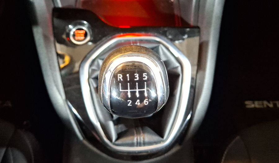 Nissan Sentra 2.0 ADVANCE Sedan 2023