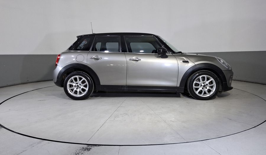 Mini Cooper 1.5 COOPER CHILI DCT Hatchback 2021