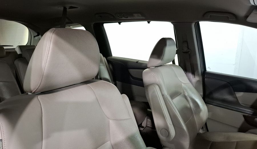 Honda Odyssey 3.5 EXL Minivan 2016