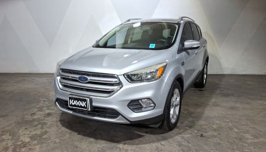 Ford • Escape