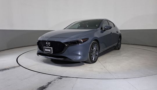 Mazda • Mazda 3