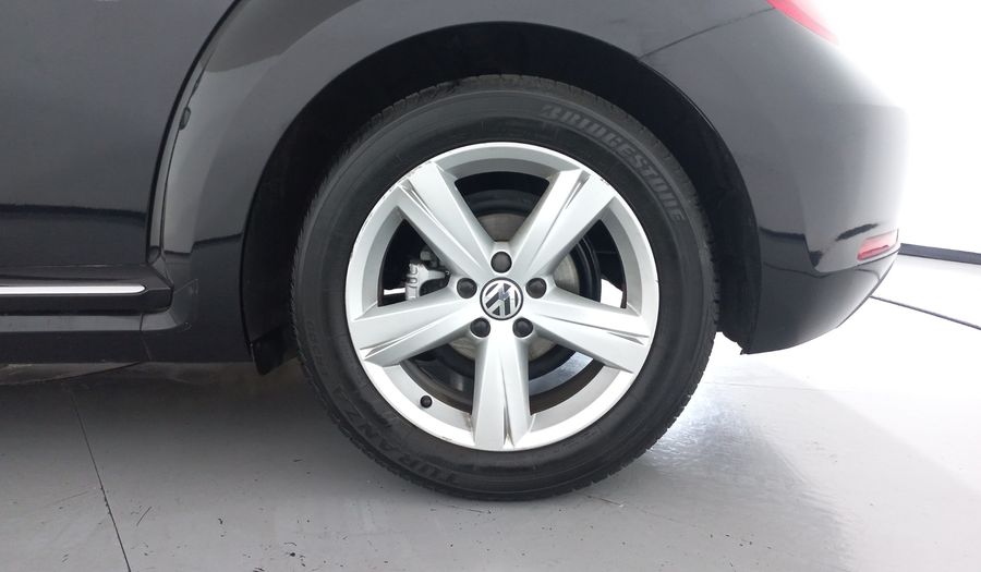 Volkswagen Beetle 2.5 SPORT TIPTRONIC Hatchback 2016