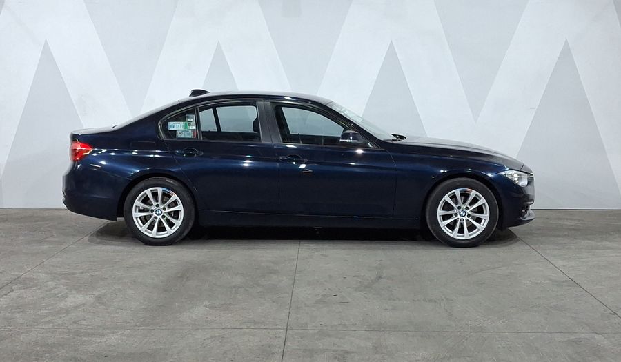 Bmw Serie 3 2.0 320IA Sedan 2016