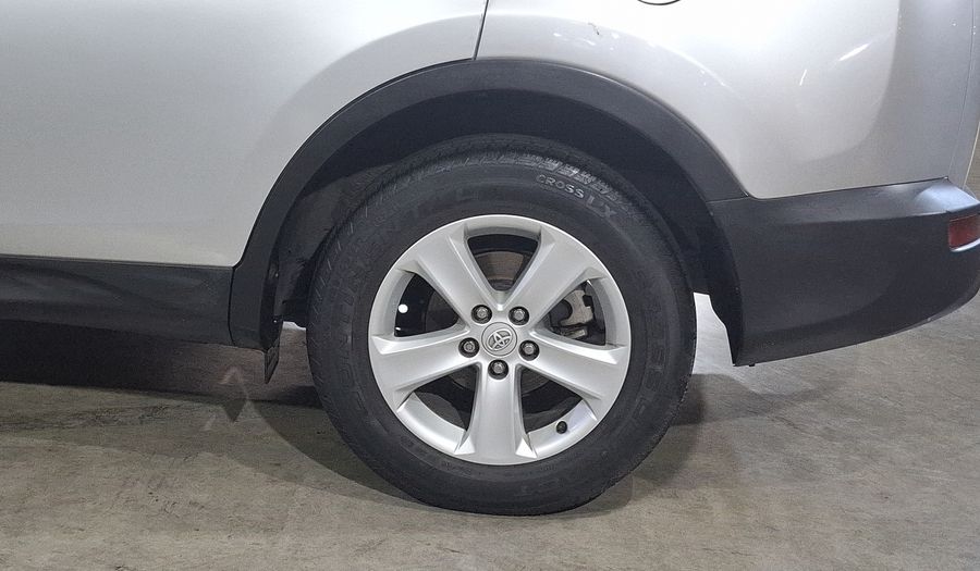 Toyota Rav4 2.5 XLE AT Suv 2013