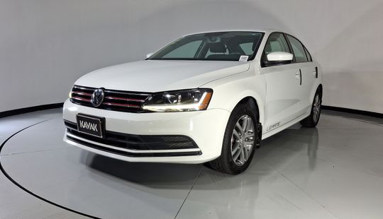 Volkswagen • Jetta