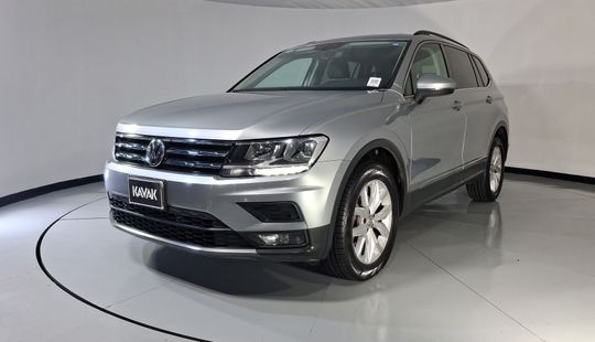 Volkswagen • Tiguan