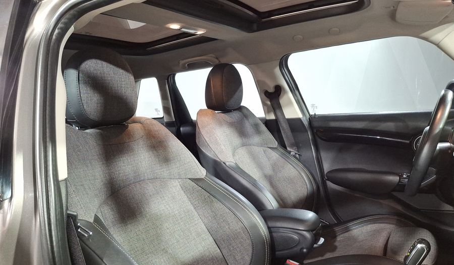 Mini Cooper 1.5 COOPER CHILI CONNECTED EDITION DCT Hatchback 2019