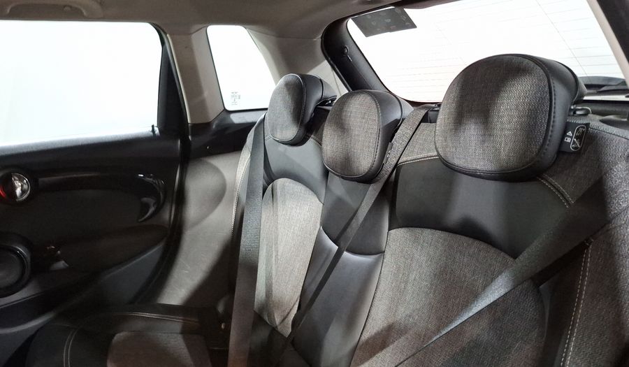 Mini Cooper 1.5 COOPER CHILI CONNECTED EDITION DCT Hatchback 2019