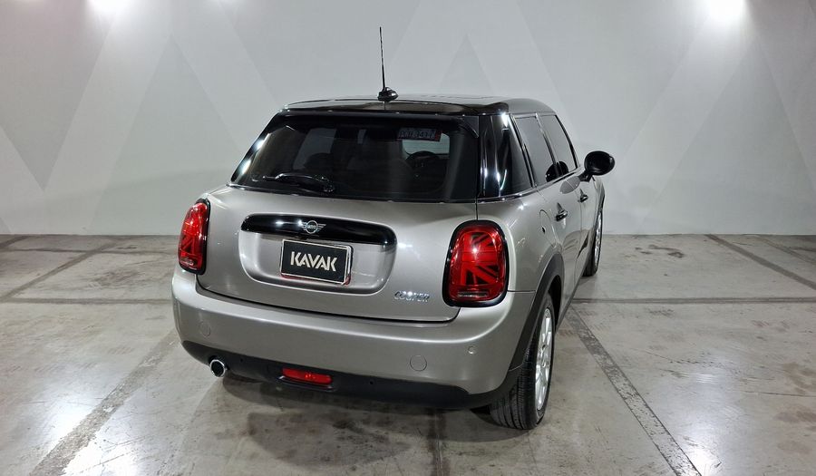 Mini Cooper 1.5 COOPER CHILI CONNECTED EDITION DCT Hatchback 2019