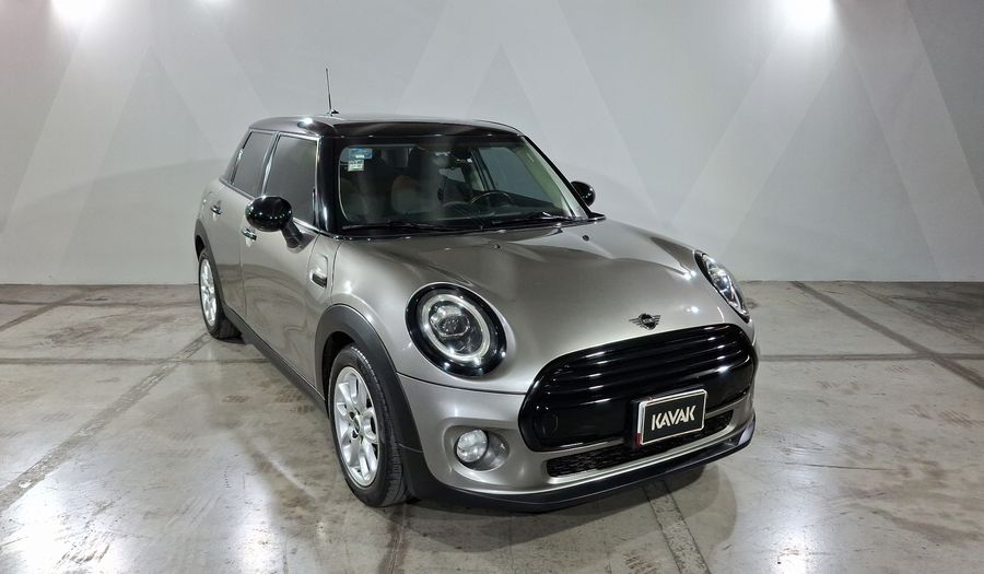 Mini Cooper 1.5 COOPER CHILI CONNECTED EDITION DCT Hatchback 2019