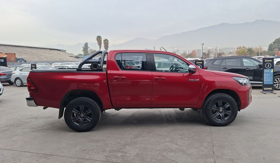 Toyota Hilux 2.4D SR Pickup 2022