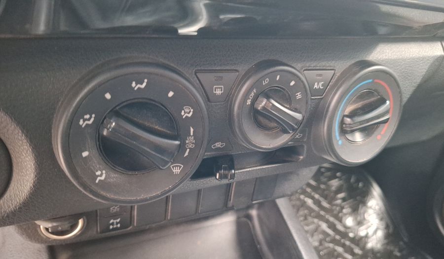 Toyota Hilux 2.4D SR Pickup 2022