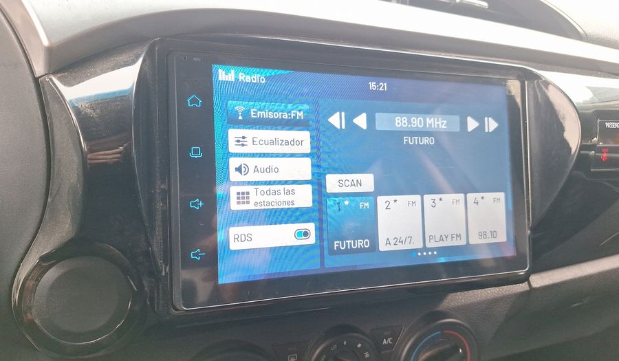 Toyota Hilux 2.4D SR Pickup 2022