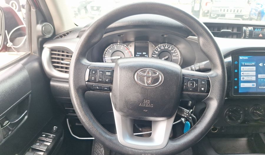 Toyota Hilux 2.4D SR Pickup 2022