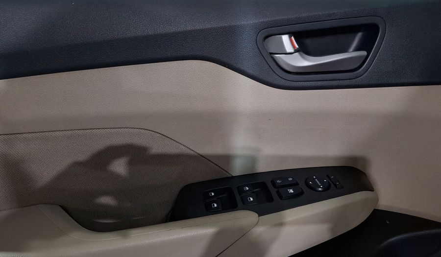 Hyundai Accent 1.6 GL MID Hatchback 2022