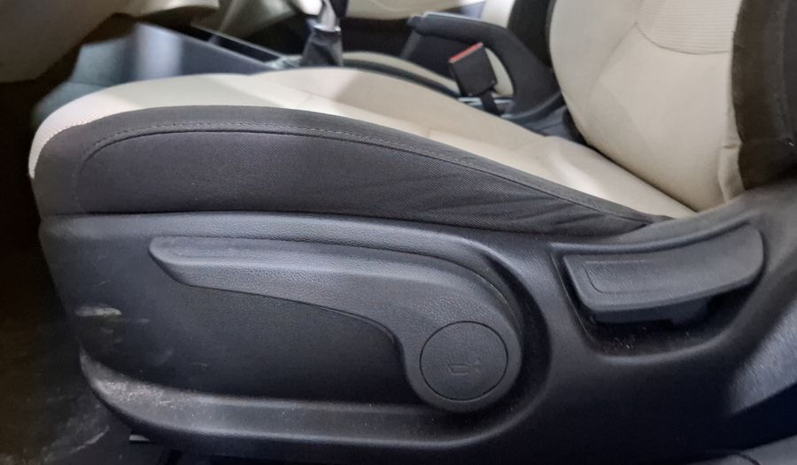 Hyundai Accent 1.6 GL MID Hatchback 2022