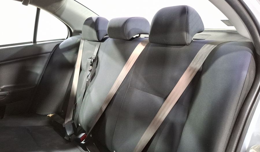 Mitsubishi Lancer 2.0 DE ABS & AC Sedan 2014