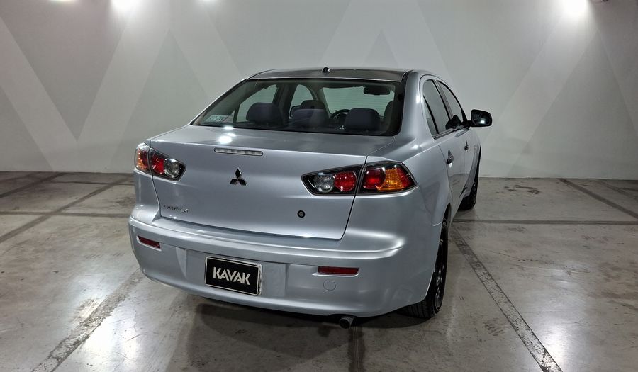Mitsubishi Lancer 2.0 DE ABS & AC Sedan 2014