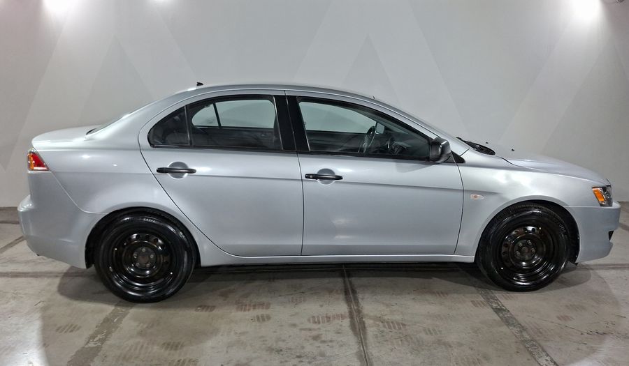 Mitsubishi Lancer 2.0 DE ABS & AC Sedan 2014