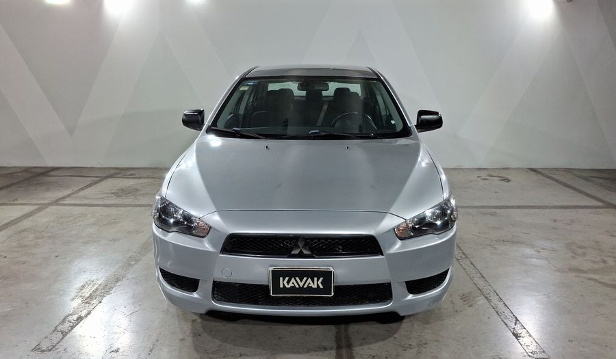 Mitsubishi Lancer 2.0 DE ABS & AC Sedan 2014