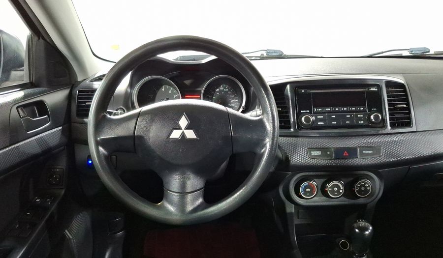 Mitsubishi Lancer 2.0 DE ABS & AC Sedan 2014