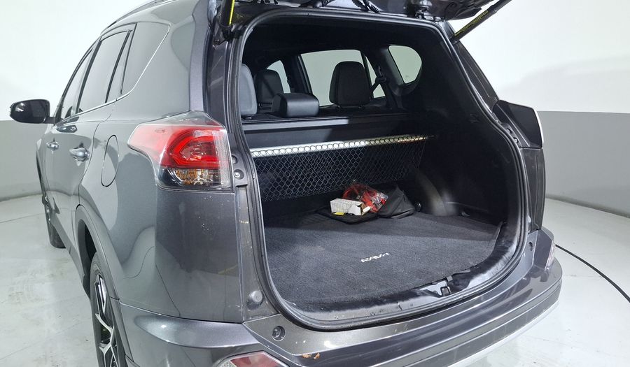 Toyota Rav4 2.5 L4 SE 4WD AT Suv 2016