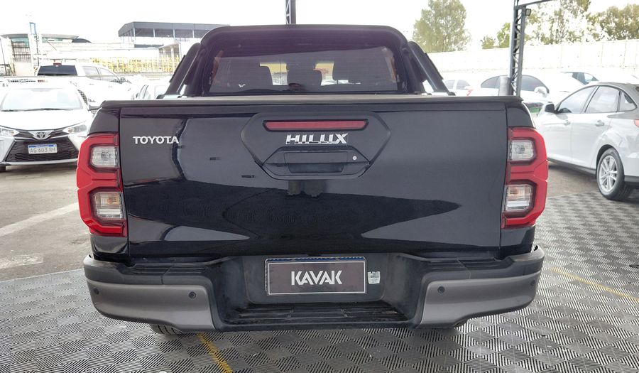 Toyota Hilux 2.8 TDI CONQUEST AUTO 4WD C/D Pickup 2023