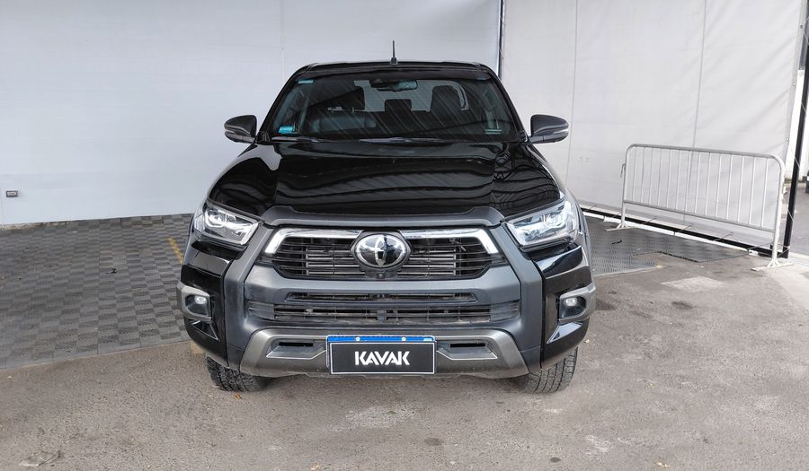 Toyota Hilux 2.8 TDI CONQUEST AUTO 4WD C/D Pickup 2023
